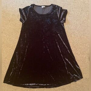 Adorable, crushed velvet midnight blue ladies T-shirt dress